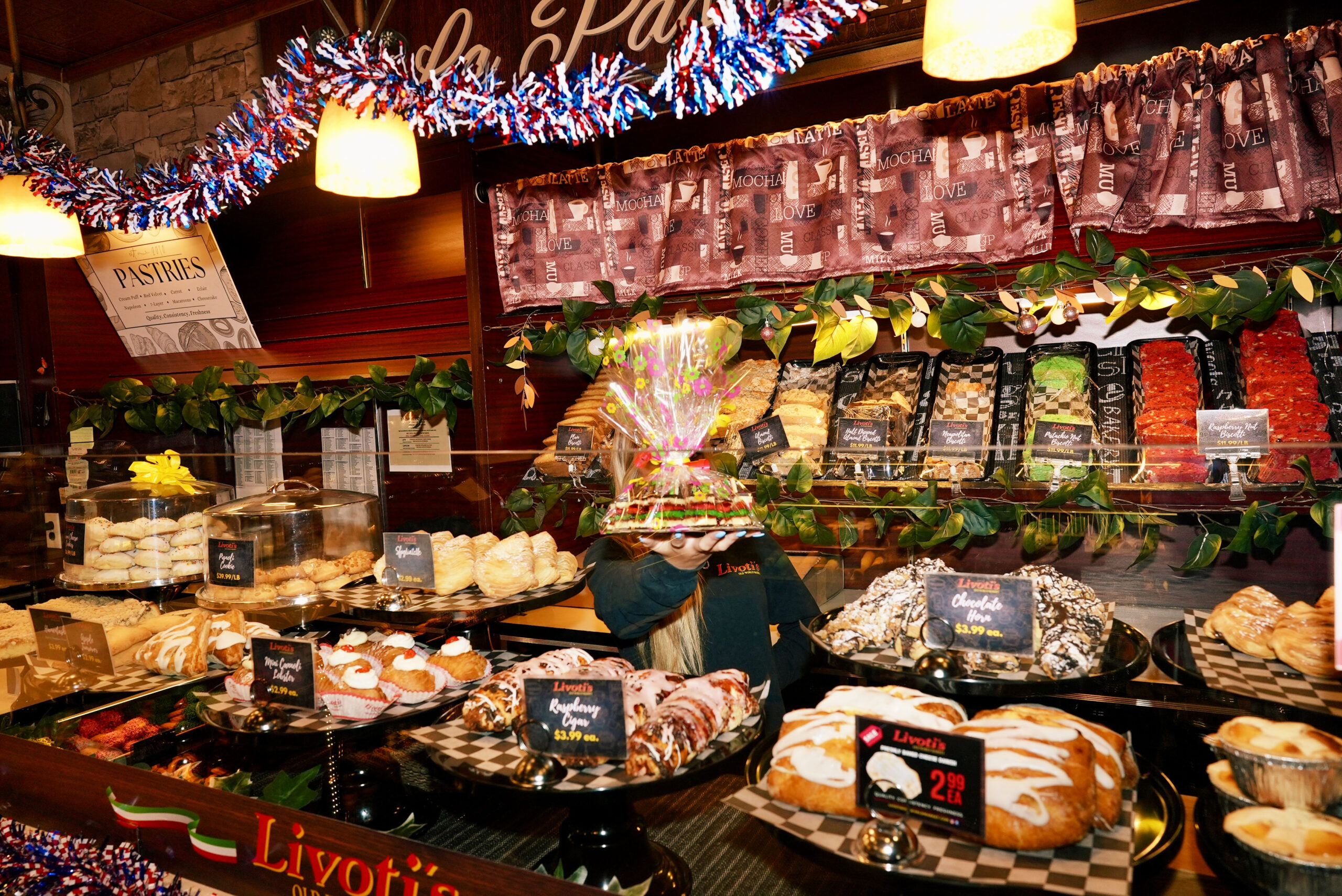 Livoti's Gourmet Italian Bakery Fresh Pastries