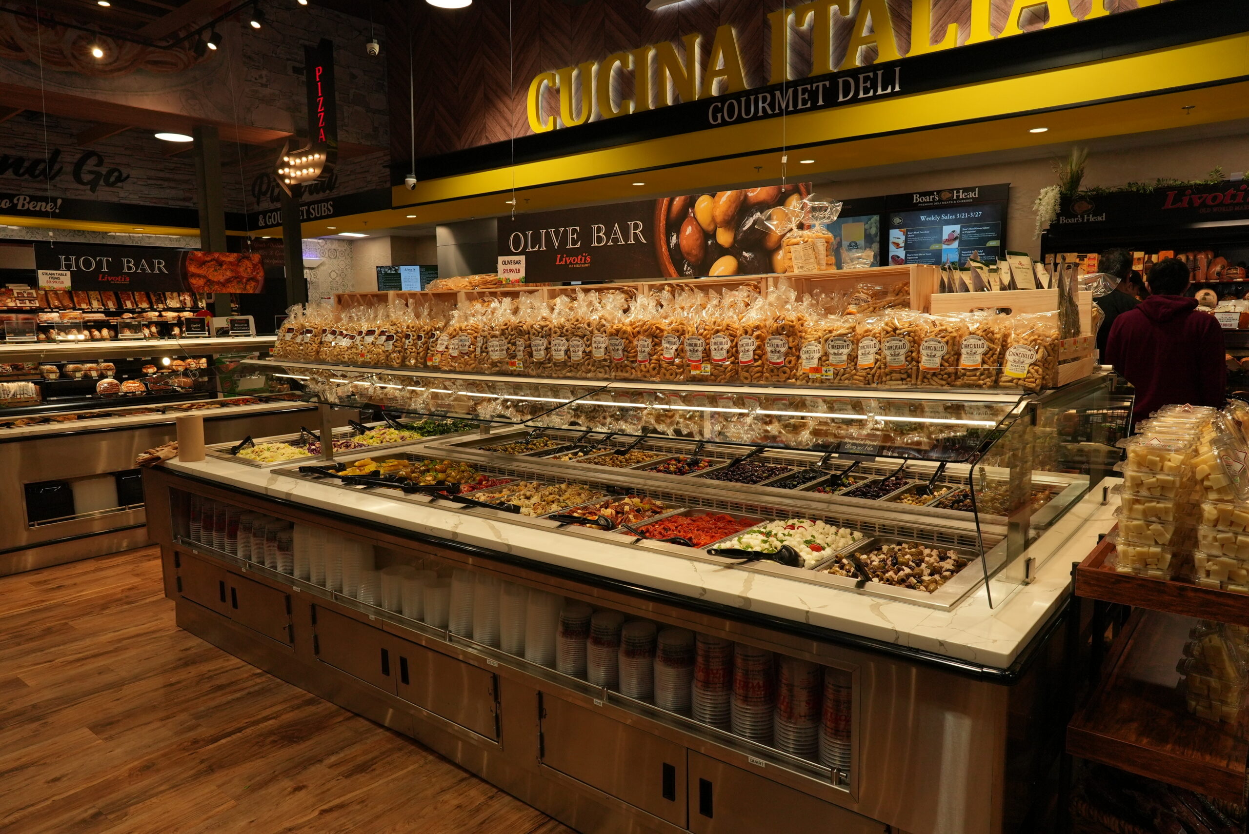 Livoti's Gourmet Italian Deli Cold Bar